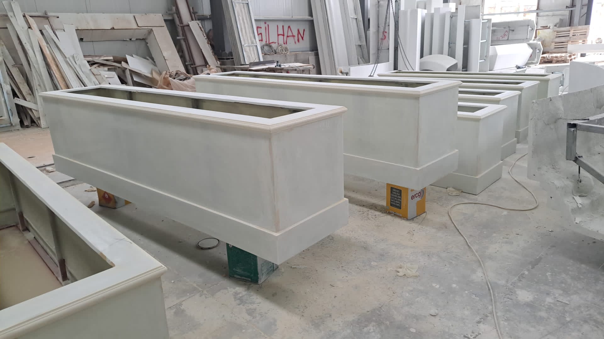 Polyester Saksı Çekmeköy